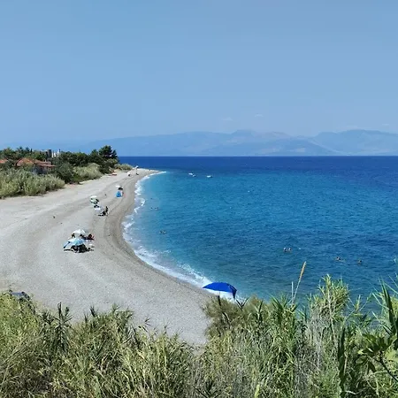 παράθυρο με θέα στο φαράγγι. Dom wakacyjny *