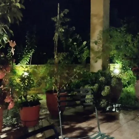 παράθυρο με θέα στο φαράγγι. Dom wakacyjny
